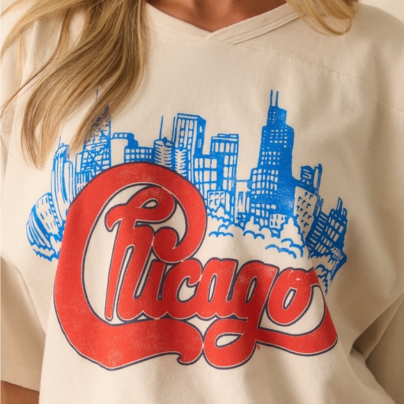 Daydreamer Chicago Tee - Picture 4 of 7